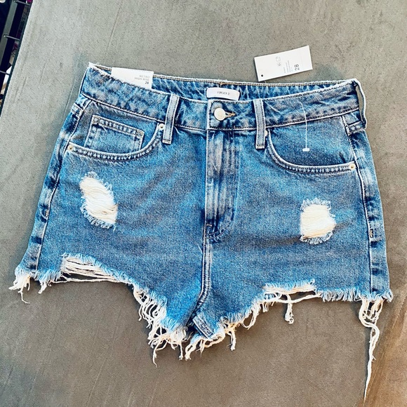 NWT rue 21 Retro High Rise distressed jean denim shorts - Picture 6 of 14